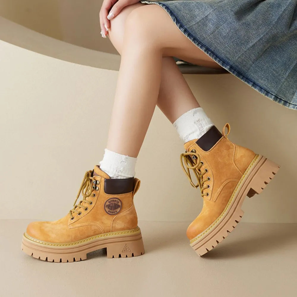 Round Toe Platform Lace Up Boots
