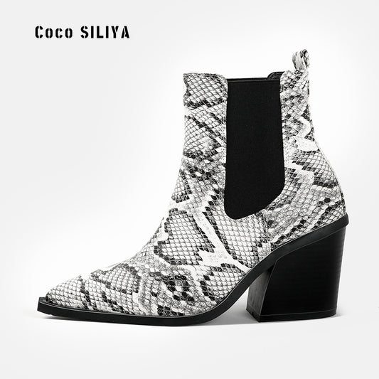 Women's Patterned Short Boots New Ankle Boots Autumn And Winter Thick Heels Pointed Toes Large Martin Boots